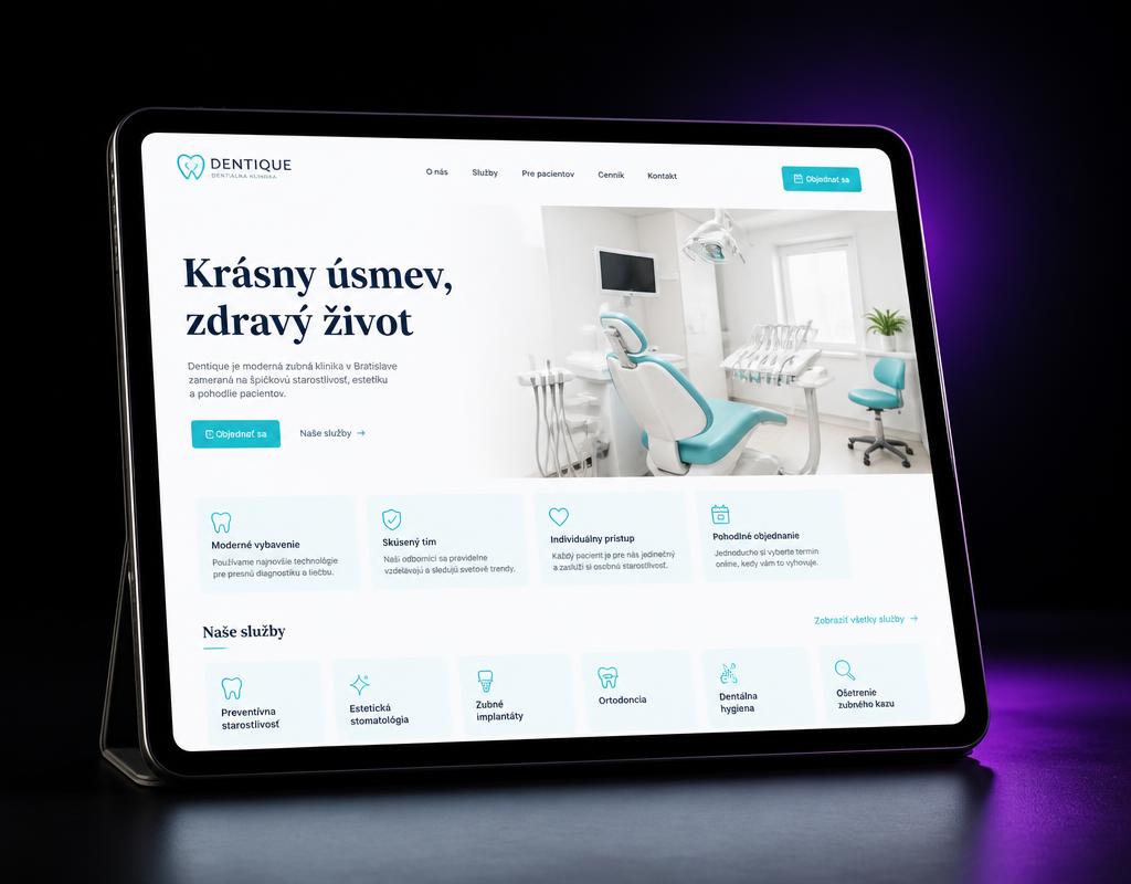 Web zubnej kliniky zobrazený na tablete